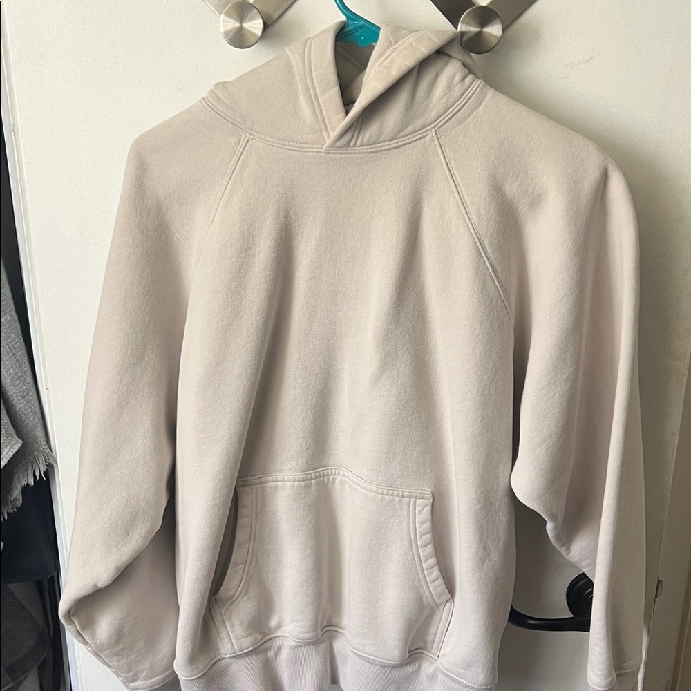 Mega hoodie in pearl matte